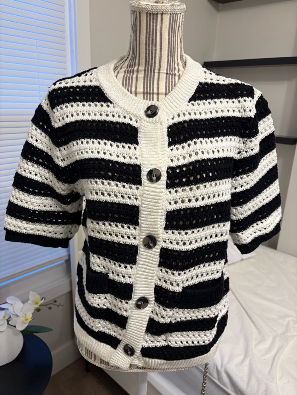 Sanctuary Black & White Striped Short-Sleeve Knit Cardigan sz L